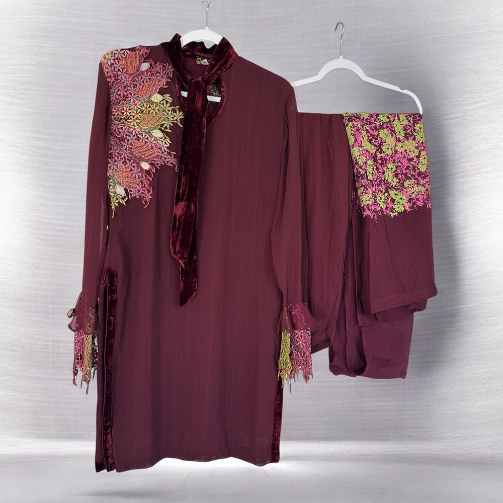 Embroidered Plum Tunic Set with Scarf Detail